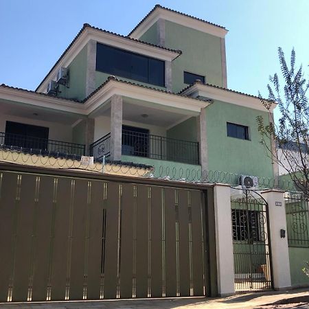 Hospedagem Oliveira Vaz Lobo Appartement Mococa Buitenkant foto